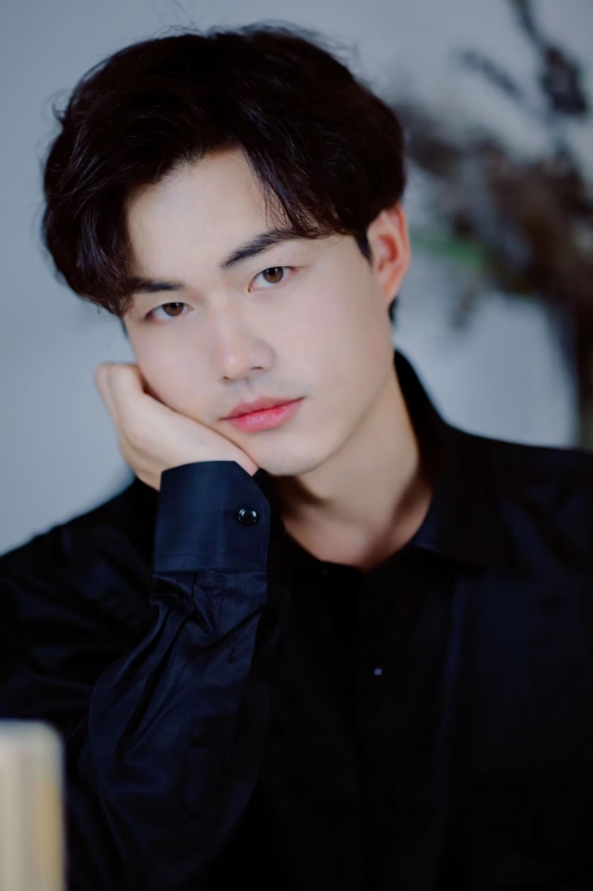 满天的星光的第二张照片--荆州王婆说媒